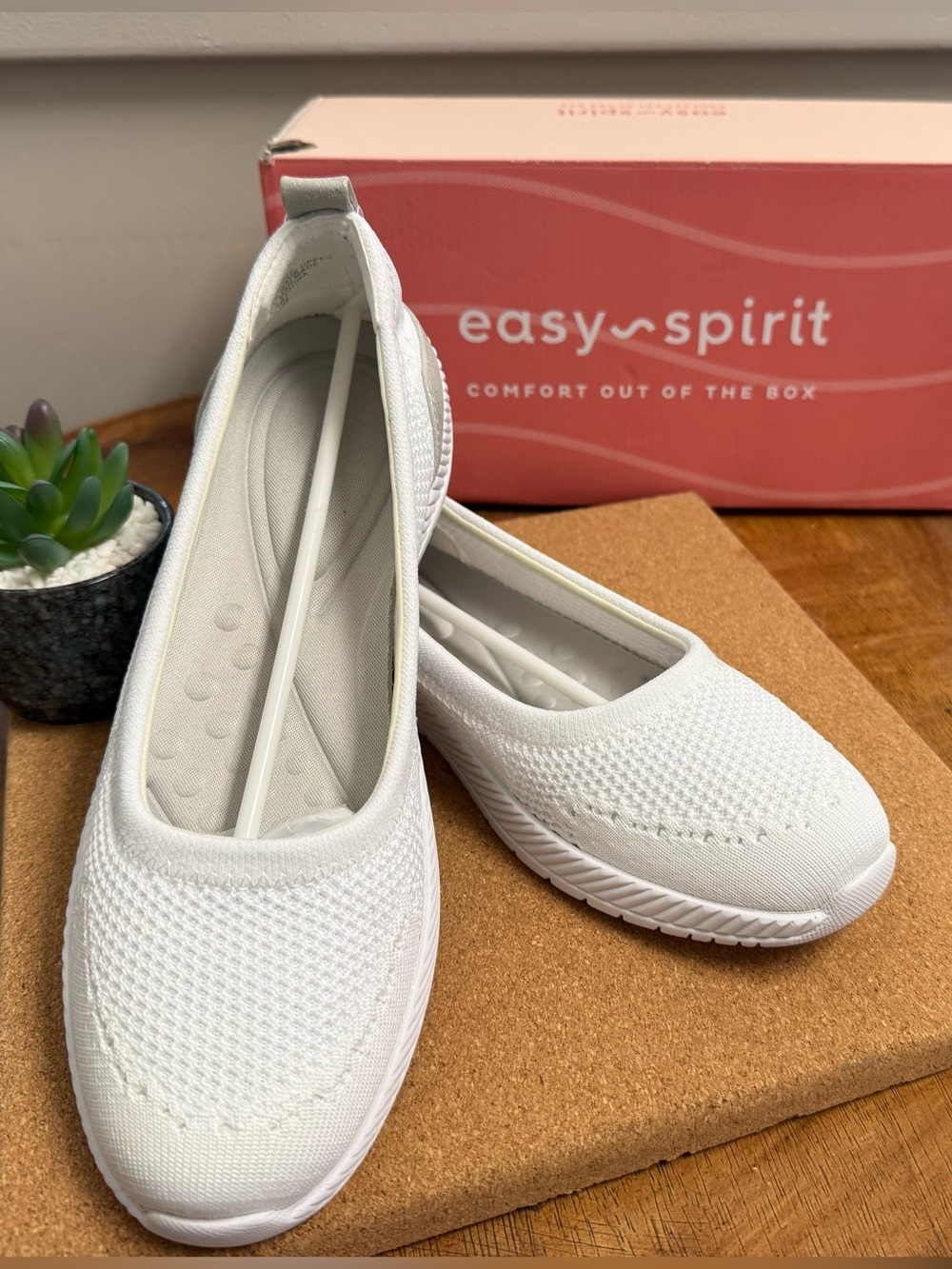 Easy Spirit White Slip-On Knit Flats